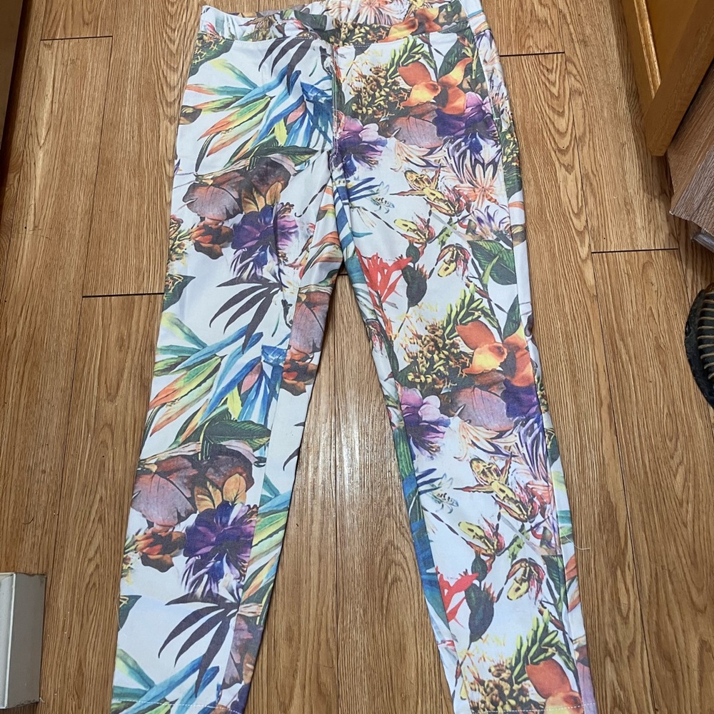 Buffalo David Bitton Floral Patterned Pants